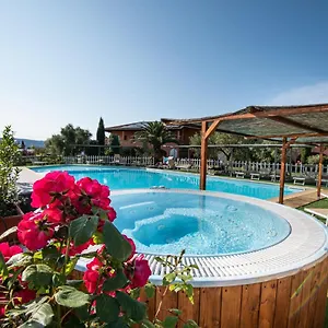 Borgo Campetroso , Suvereto Italia
